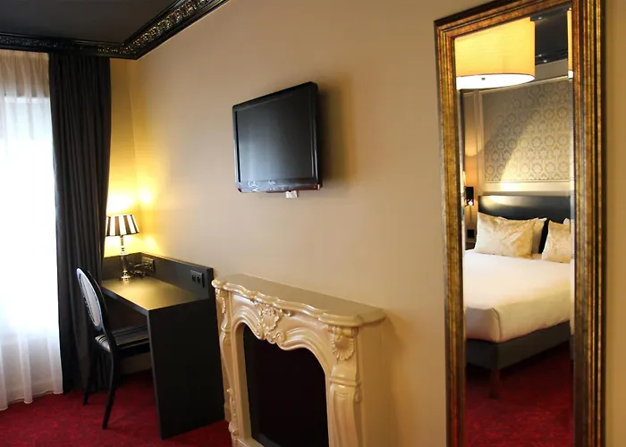 Western Le Montmartre - Saint Pierre 巴黎
