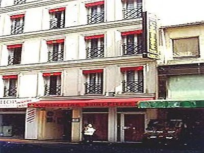 Western Le Montmartre - Saint Pierre Paryż