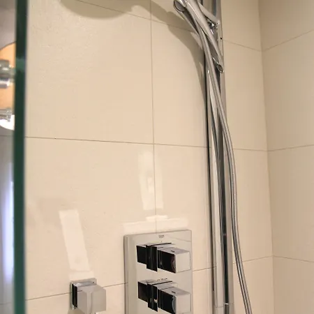 Western Le Montmartre - Saint Pierre 3* Париж