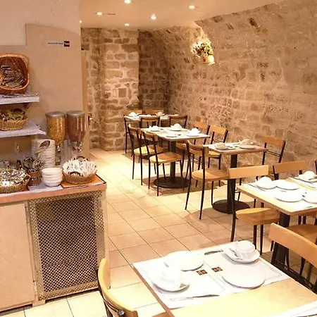 Western Le Montmartre - Saint Pierre Hotel Paryż