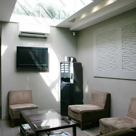 Western Le Montmartre - Saint Pierre Hotel