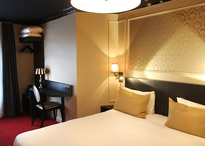 Western Le Montmartre - Saint Pierre ホテル 3*
