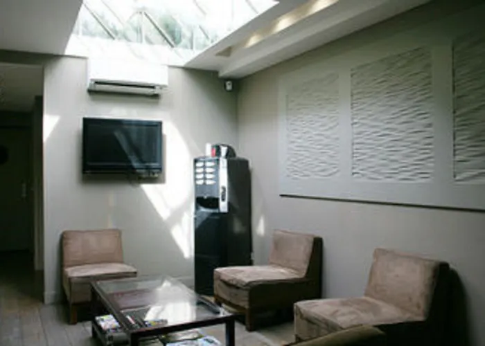 ホテル Western Le Montmartre - Saint Pierre 3*