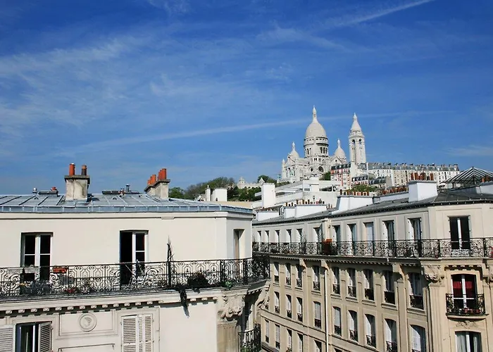 Western Le Montmartre - Saint Pierre パリ