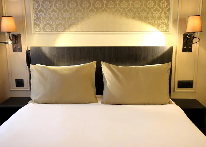 Western Le Montmartre - Saint Pierre