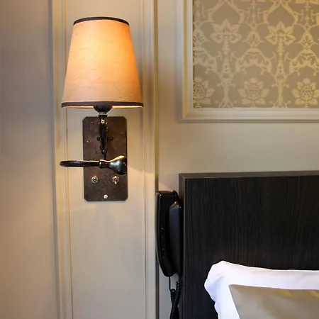 Western Le Montmartre – Saint Pierre Hotel 3*
