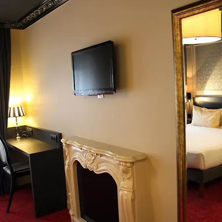 Western Le Montmartre – Saint Pierre Paris
