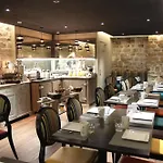 Western Le Montmartre - Saint Pierre