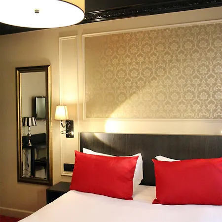 Western Le Montmartre - Saint Pierre 3*